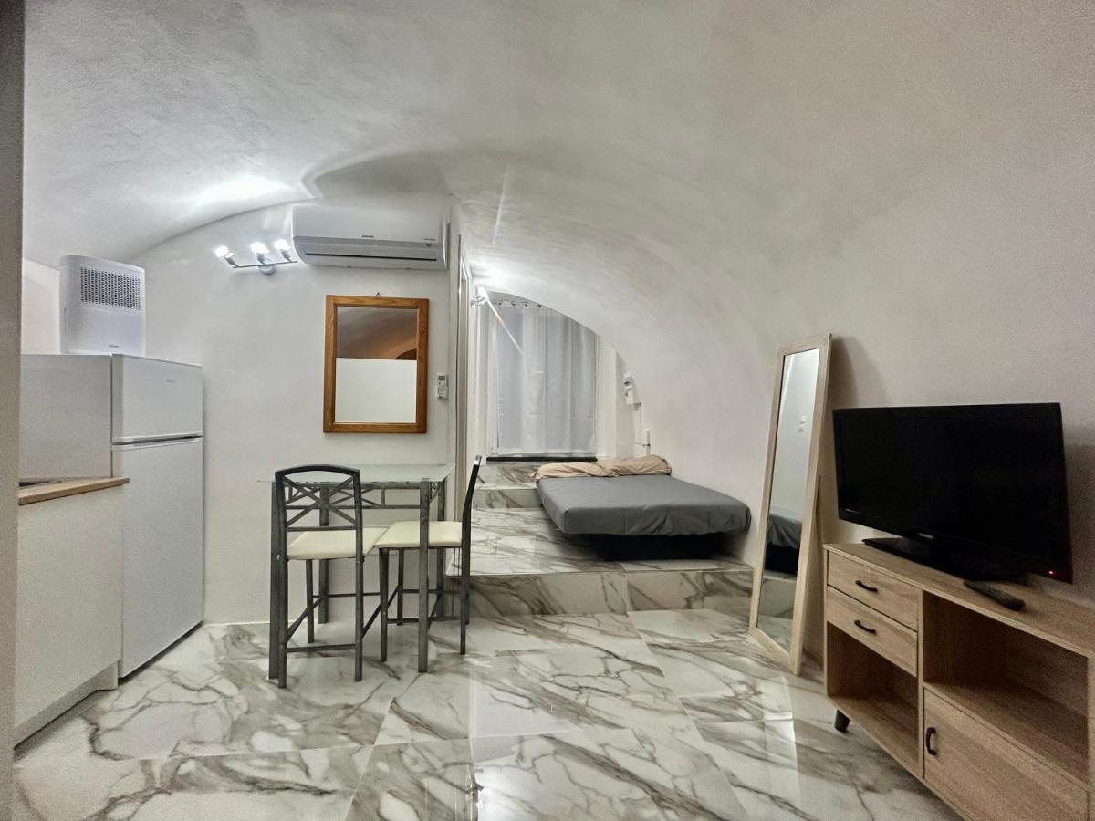 Cave House Apartment Menton Exterior photo