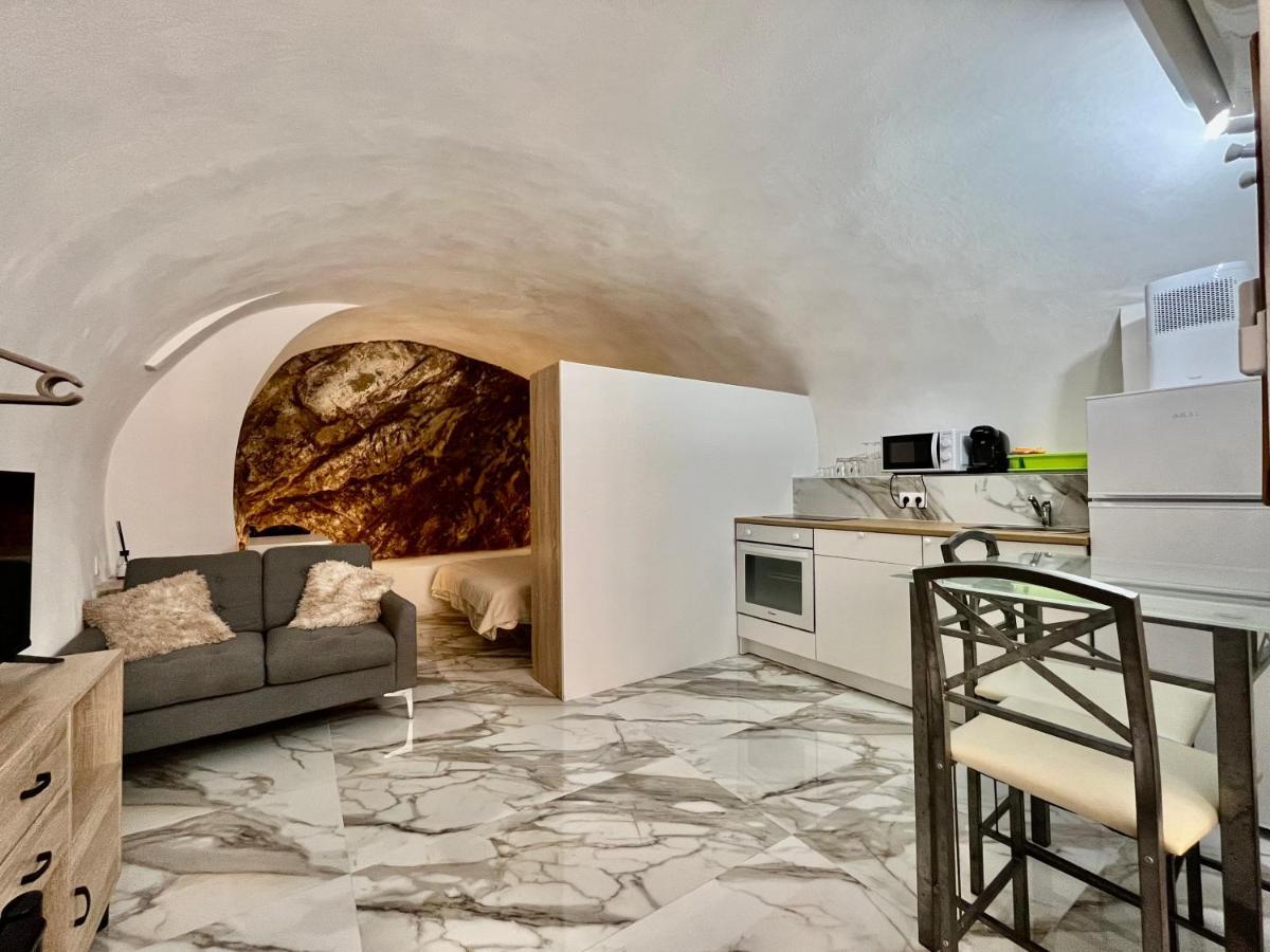 Cave House Apartment Menton Exterior photo